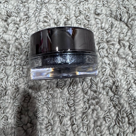 Bodyography Silver Glitter Eyeshadow - Picture 5 of 6